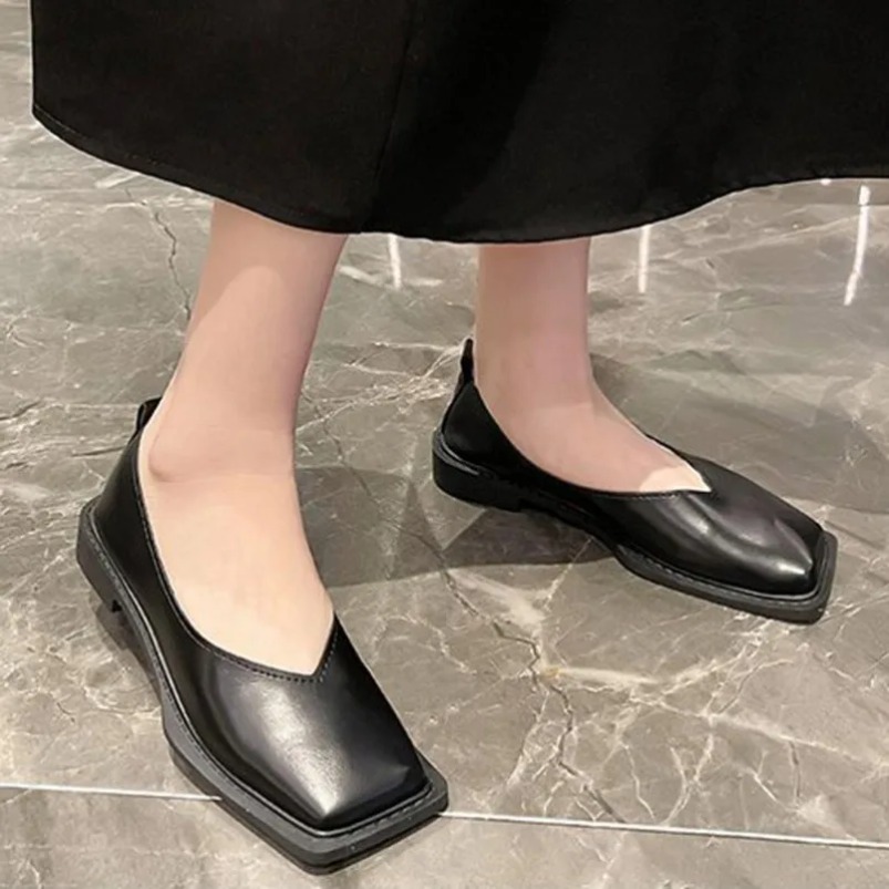 Roma Kadınları Düşük Topuklu A - Women'S Shoes For Fall incelemesi ve fiyatı